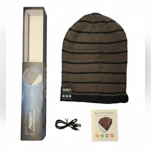 NIB Rotibox Bluetooth Wireless Unisex Beanie Knit Hat w Stripes + Charging Cord